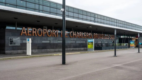 Photo de couverture de Airport Taxi Charleroi - Gentle Car Service- Navette Aéroport Charleroi